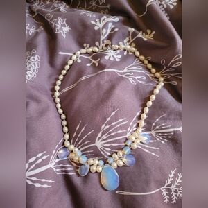Elegant Pearl and Opalescent Necklace